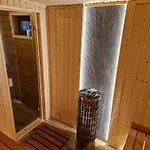 Rustica Πανσιόν Bešeňová