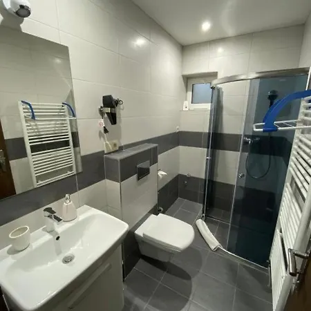 Rustica Vendégház 2*